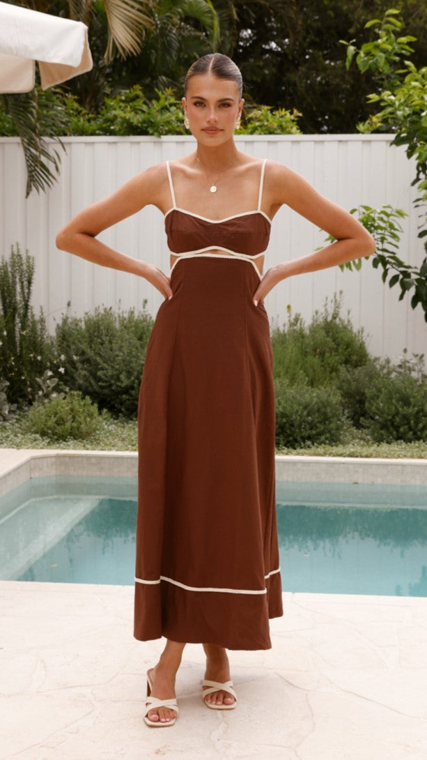 Amoura Maxi Dress
